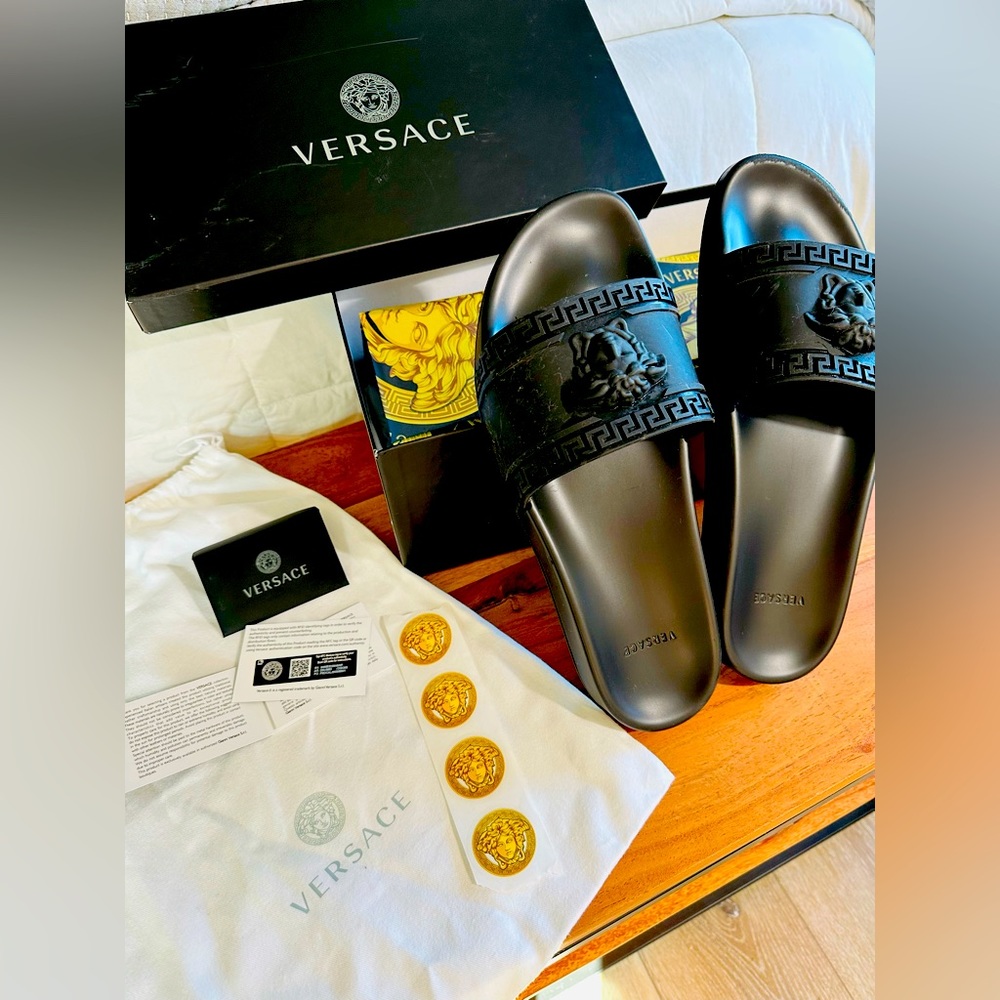 Versace slides